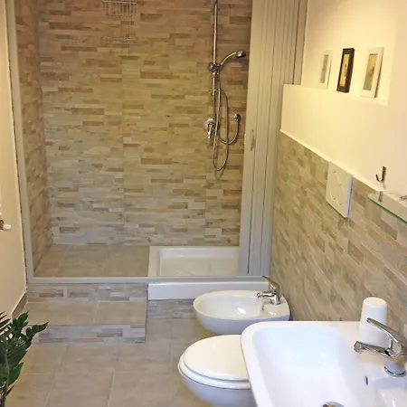 ゲストハウス Domo Vaticano 3*